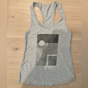 🍋Lululemon Gray Graphic Tank Top